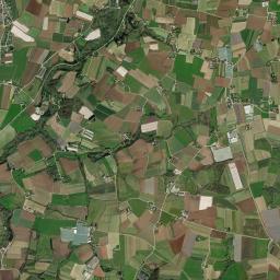 Plouénan High Resolution Satellite Map