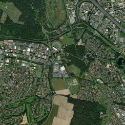 Courcouronnes High Resolution Satellite Map
