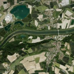 Niederviehbach High Resolution Satellite Map