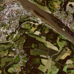 Vilshofen High Resolution Satellite Map