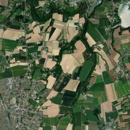 Pleurtuit High Resolution Satellite Map