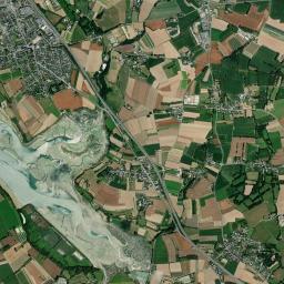 Saint-Jouan-des-Guérets High Resolution Satellite Map