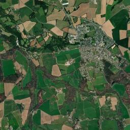 Plourin-lès-Morlaix High Resolution Satellite Map