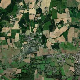 Pluduno High Resolution Satellite Map