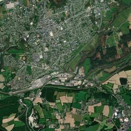 Landivisiau High Resolution Satellite Map