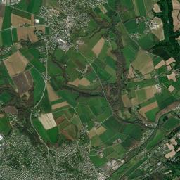 Plouédern High Resolution Satellite Map