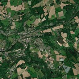 La Roche-Maurice High Resolution Satellite Map