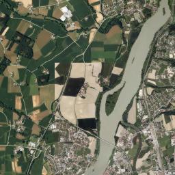 Neuhaus am Inn High Resolution Satellite Map