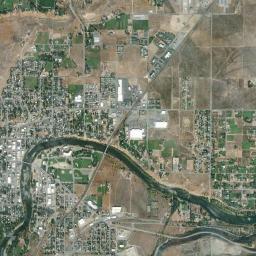 Omak High Resolution Satellite Map