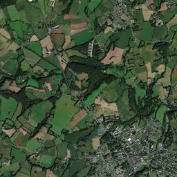 Quintin High Resolution Satellite Map