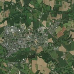 Combourg High Resolution Satellite Map
