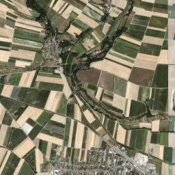 Absdorf High Resolution Satellite Map