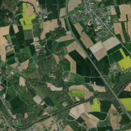 Pleugueneuc High Resolution Satellite Map