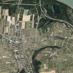 Furth bei Göttweig High Resolution Satellite Map