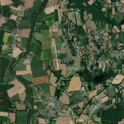 Québriac High Resolution Satellite Map