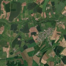 Oisseau High Resolution Satellite Map