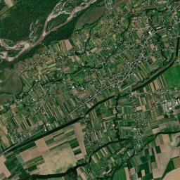 Banyliv High Resolution Satellite Map