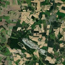 Sévignac High Resolution Satellite Map