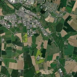 Beaucé High Resolution Satellite Map