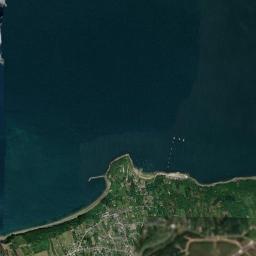 Lanvéoc High Resolution Satellite Map