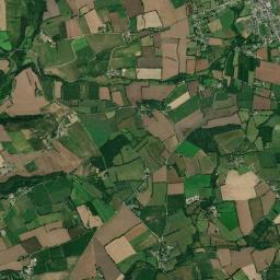 Plonévez-du-Faou High Resolution Satellite Map