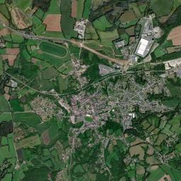 Rostrenen High Resolution Satellite Map