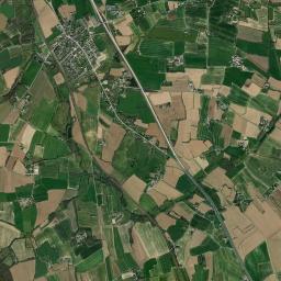 Quédillac High Resolution Satellite Map