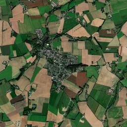 Trévé High Resolution Satellite Map