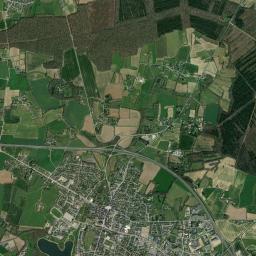 Montauban-de-Bretagne High Resolution Satellite Map