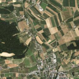 Böheimkirchen High Resolution Satellite Map