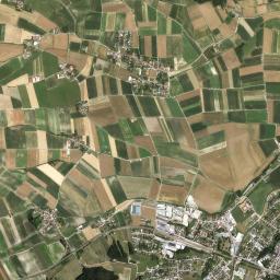 Neulengbach High Resolution Satellite Map