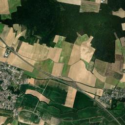 Malay-le-Grand High Resolution Satellite Map