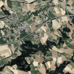 Pichl bei Wels High Resolution Satellite Map
