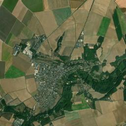 Château-Landon High Resolution Satellite Map