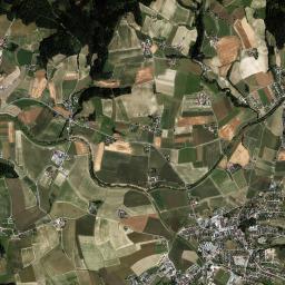 Sankt Leonhard am Forst High Resolution Satellite Map