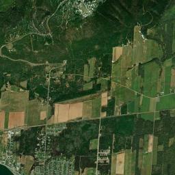 Carleton-sur-Mer High Resolution Satellite Map