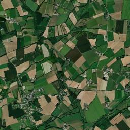 Quéménéven High Resolution Satellite Map