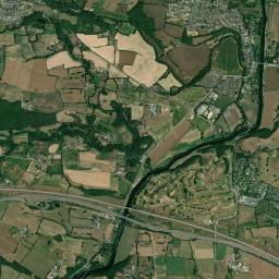 Saint-Jean-sur-Mayenne High Resolution Satellite Map