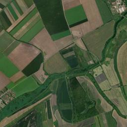 Taktaszada High Resolution Satellite Map