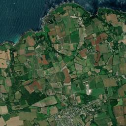 Poullan-sur-Mer High Resolution Satellite Map