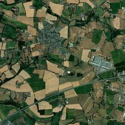 Erbrée High Resolution Satellite Map