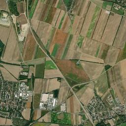 Achau High Resolution Satellite Map