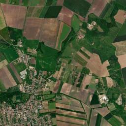 Szécsény High Resolution Satellite Map