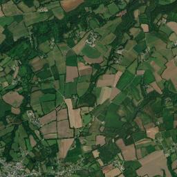 Guiscriff High Resolution Satellite Map