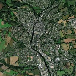Pontivy High Resolution Satellite Map