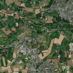 Bréal-sous-Montfort High Resolution Satellite Map