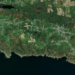 Plogoff High Resolution Satellite Map