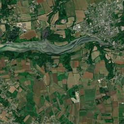 Pont-Croix High Resolution Satellite Map