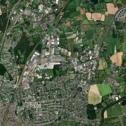 Bruz High Resolution Satellite Map