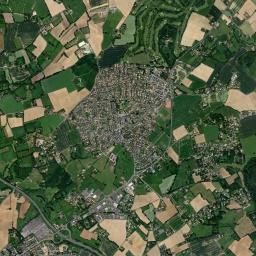 Sargé-lès-le-Mans High Resolution Satellite Map